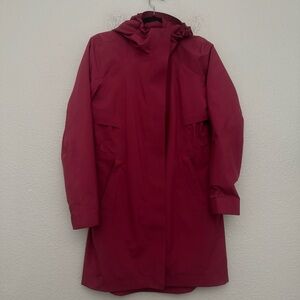 Lululemon Rain Rebel Jacket Pomegranate Size 6